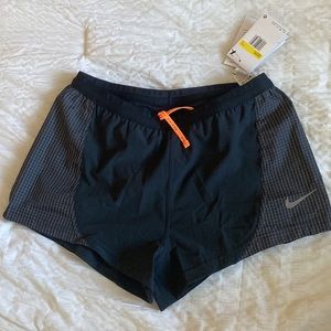 Women’s Nike Running Shorts | S